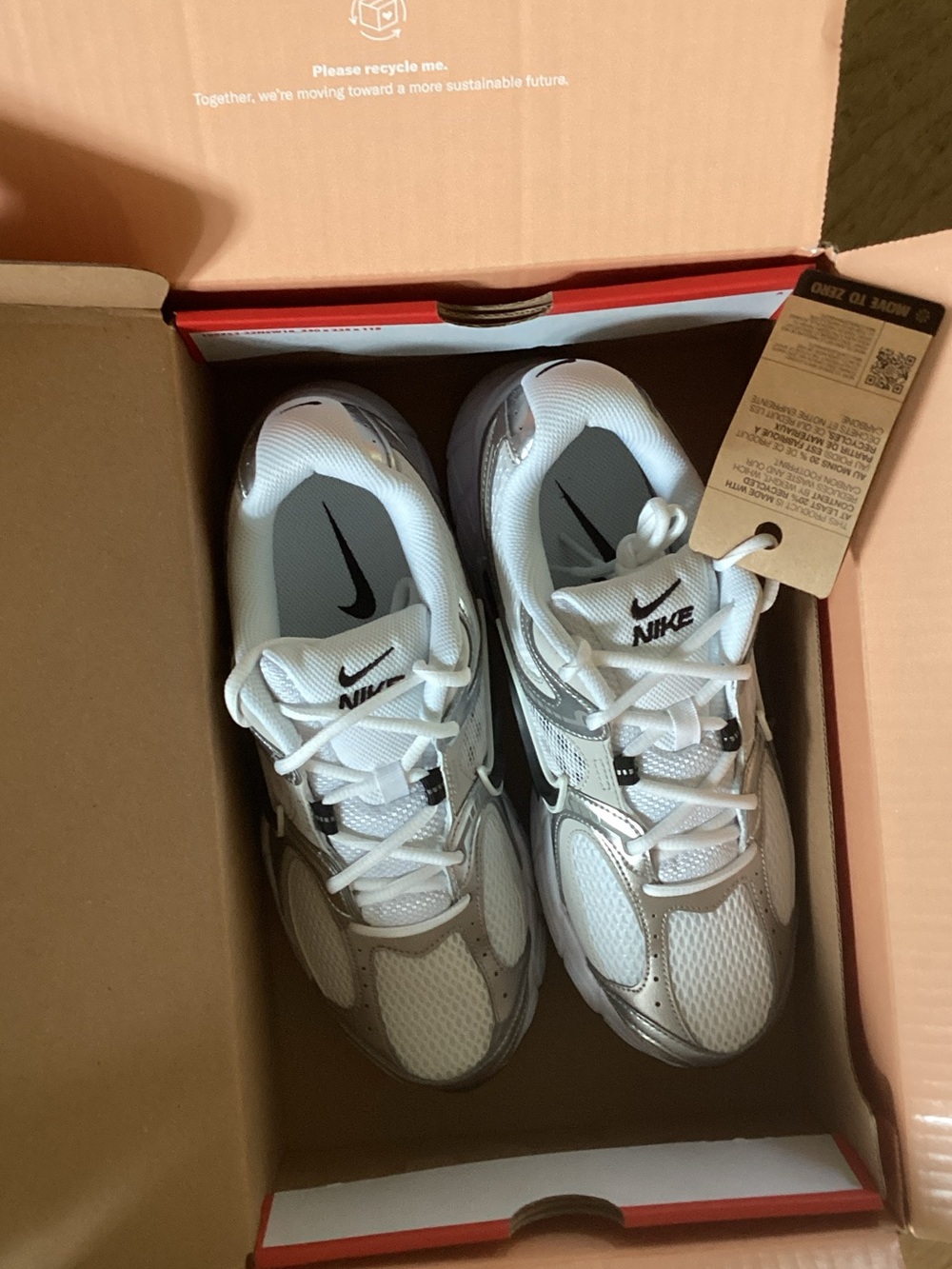 Size 10 Nike V5 RNR